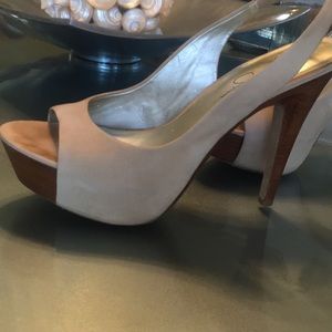 Jessica Simpson cream sling back size 8.5 suede